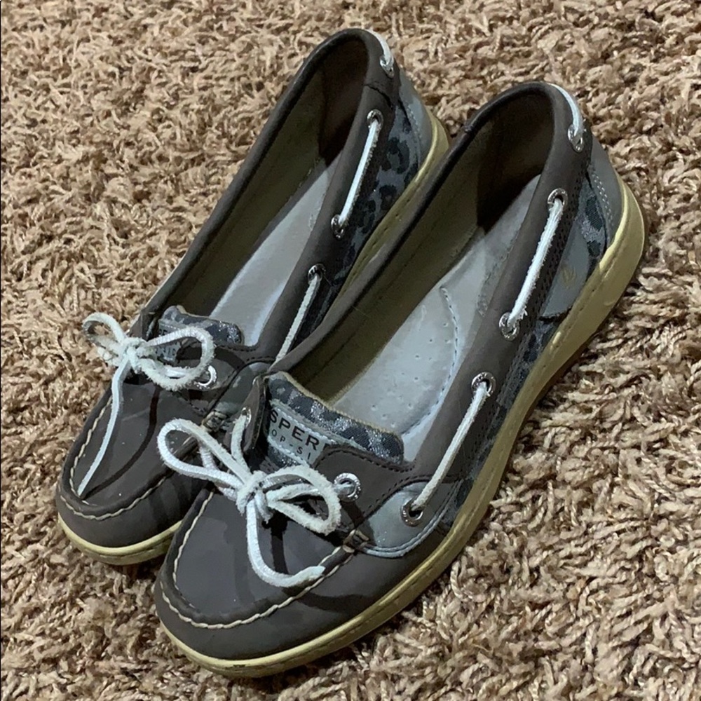 Sperry slip on shoes